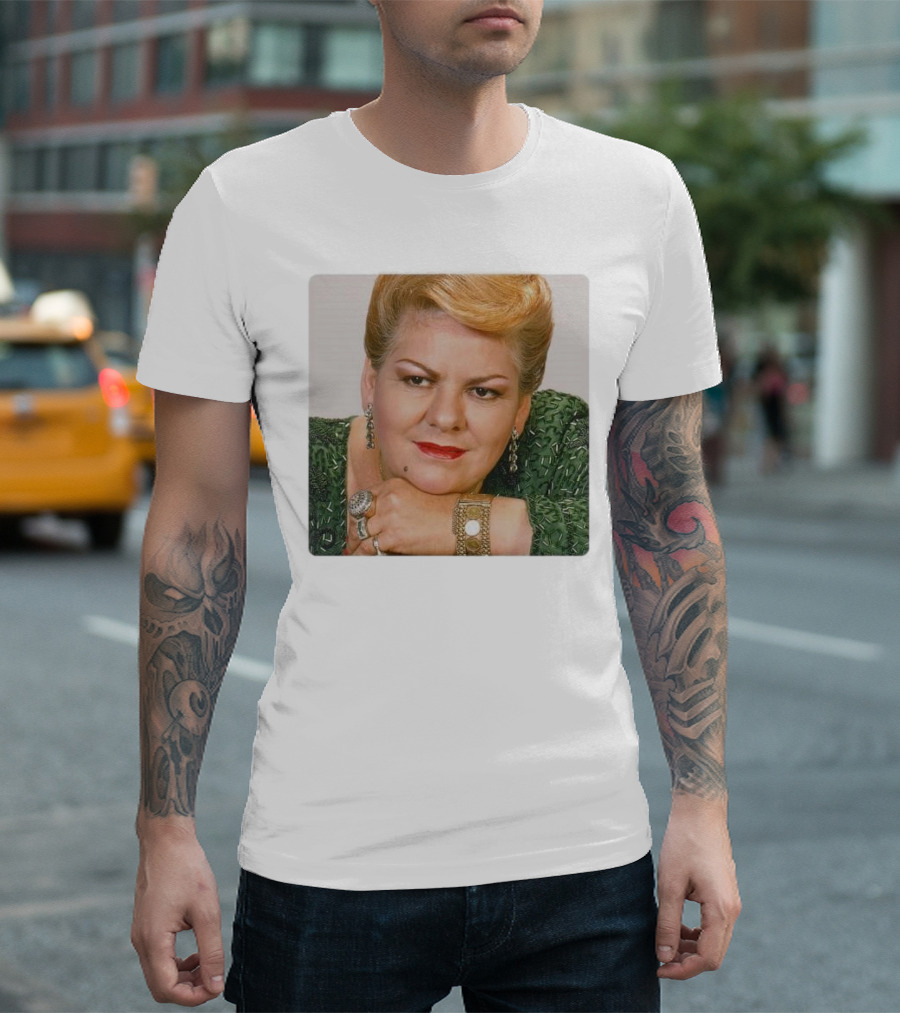 RIP Paquita la del Barrio the feminist icon from Mexico T-Shirt