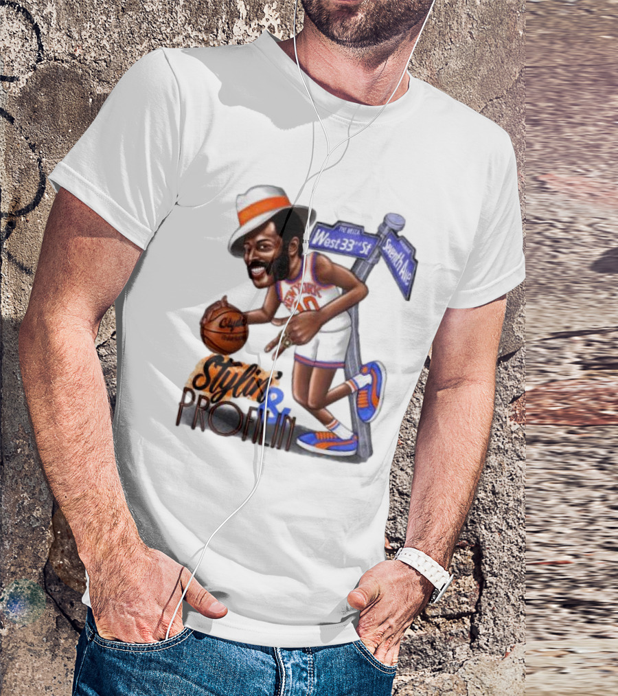 West 33rd St Seventh Ave Clyde Stylin Profilin New York Knicks Walt Frazier T-Shirt
