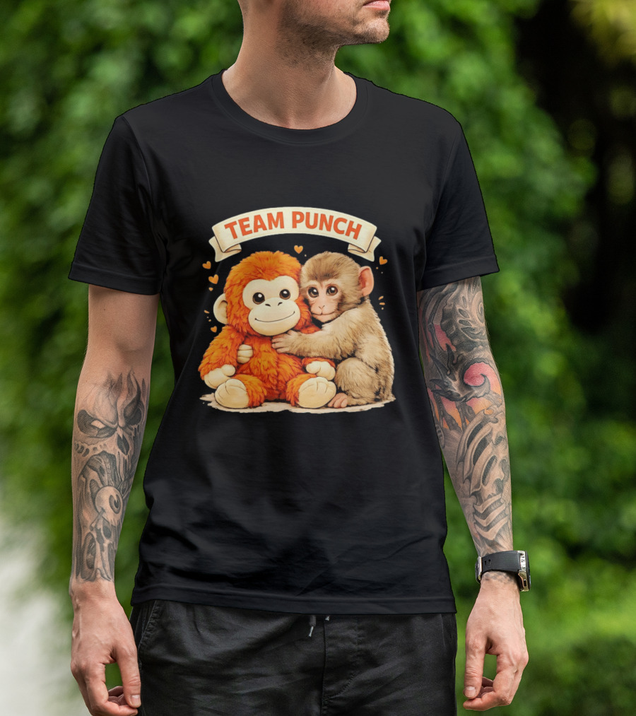 Team Punch Cute Baby Monkey Hugging Orange Plush Toy Charming Japanese Style Hearts T-Shirt