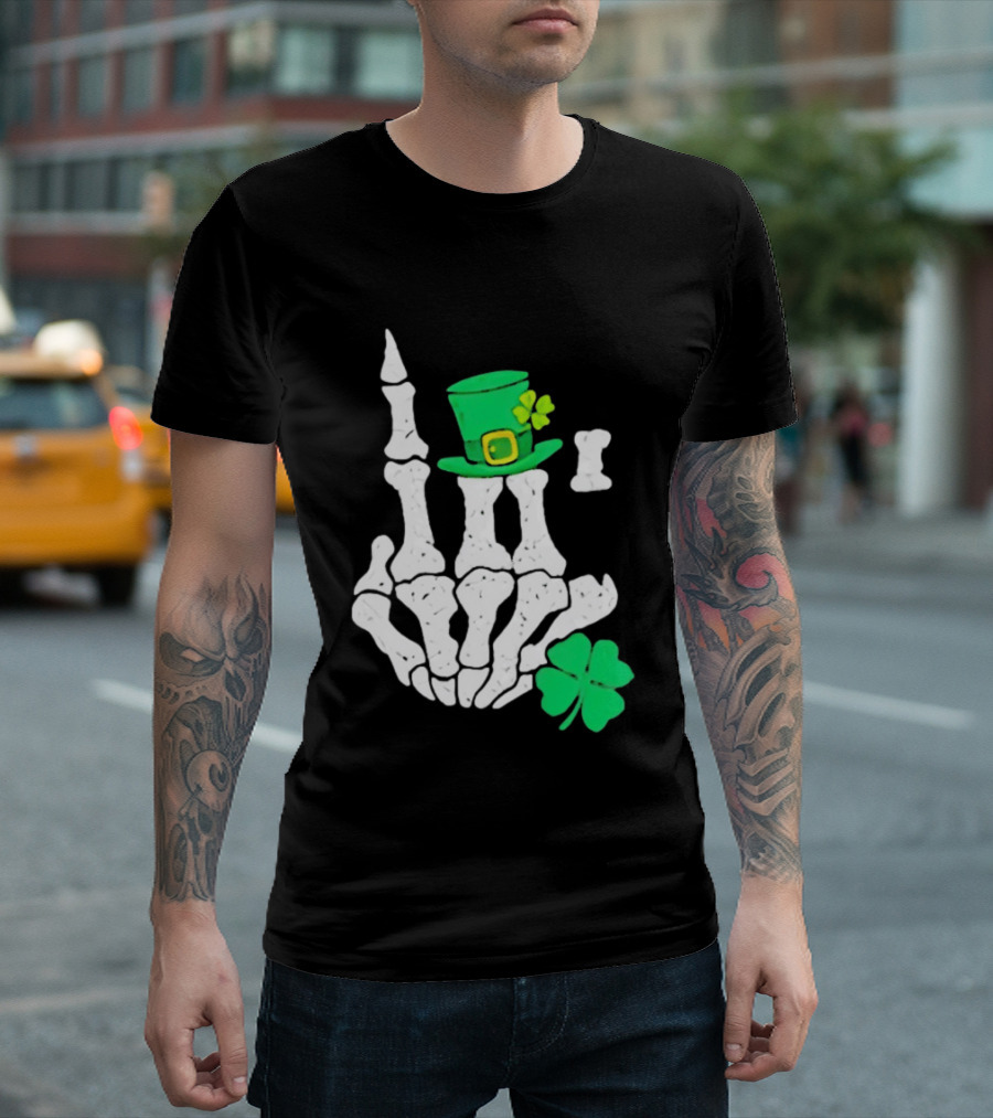 Skeleton Hand With Leprechaun Hat And Shamrock St Patricks Day T-Shirt