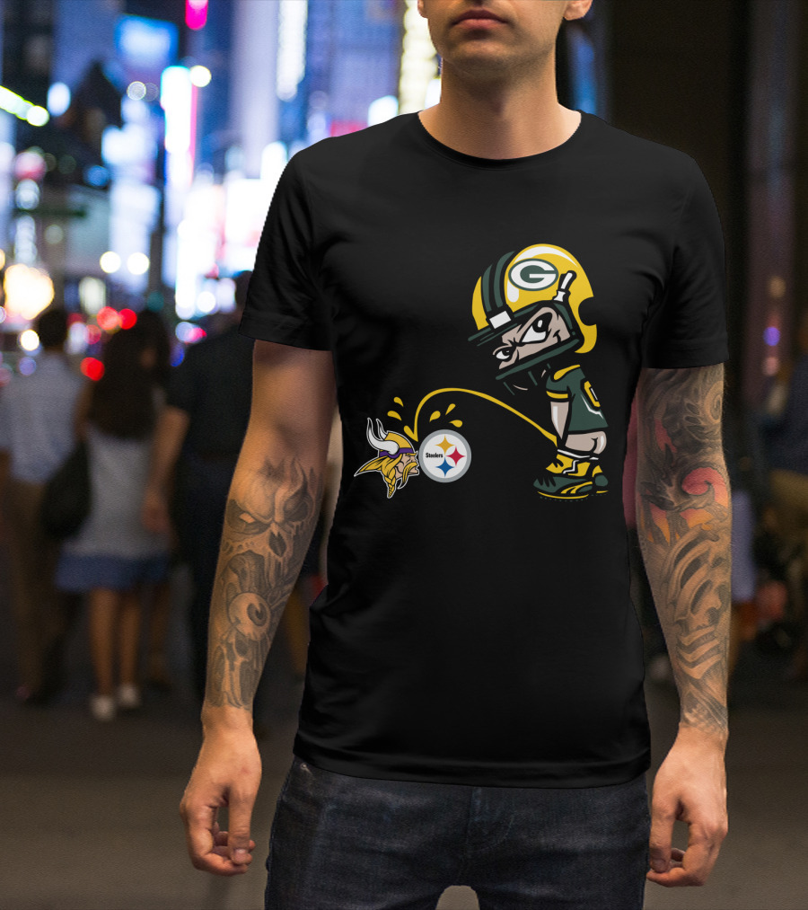Green Bay Packers Player Taunting Vikings And Steelers Logos T-Shirt