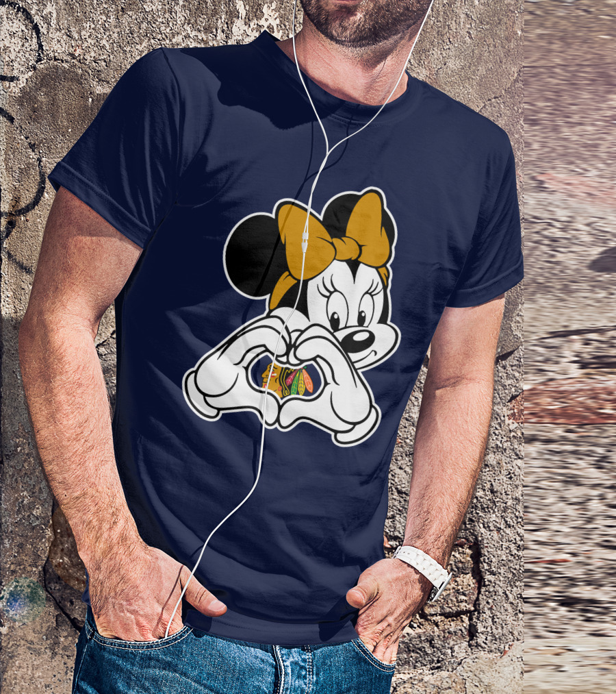 Minnie Mouse Hand Heart Chicago Blackhawks T-Shirt