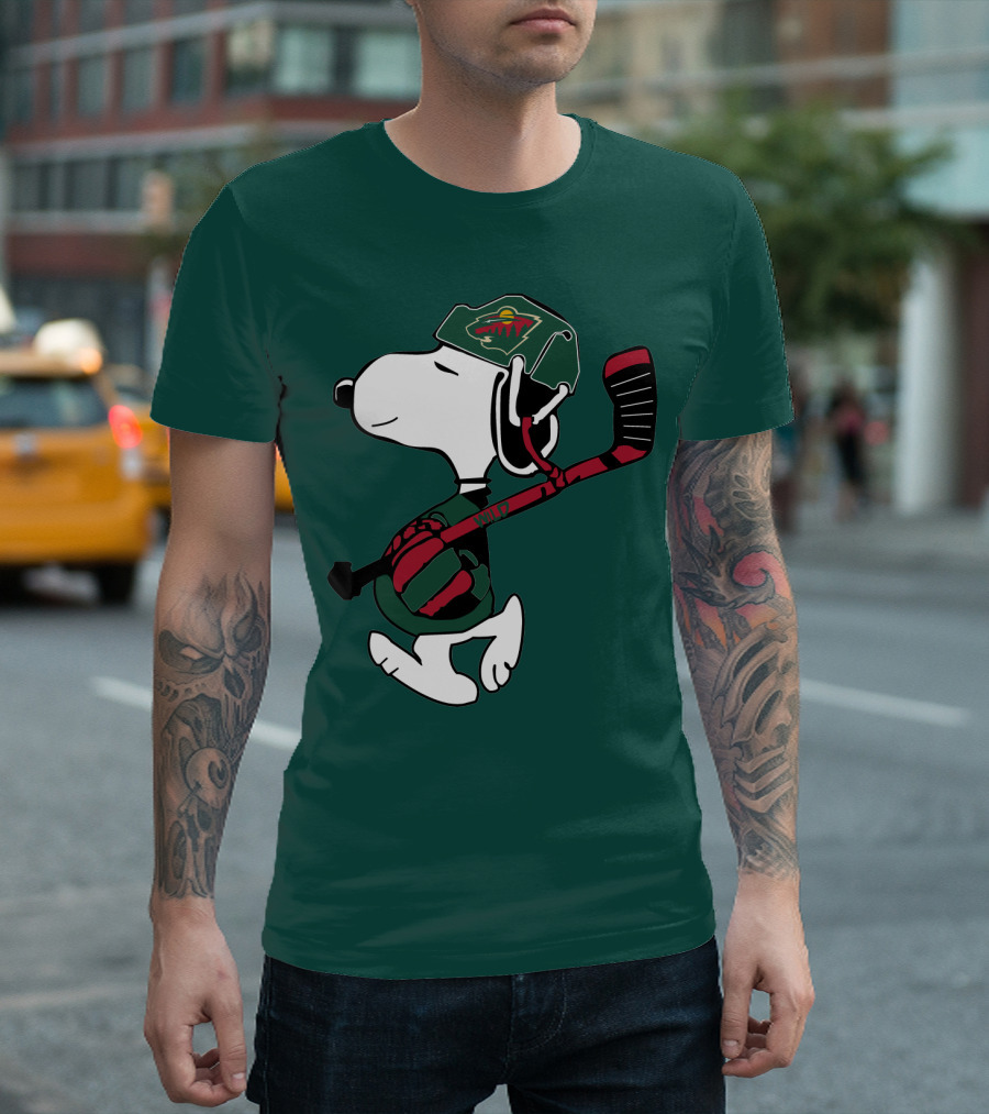 Minnesota Wild Snoopy Hockey T-Shirt