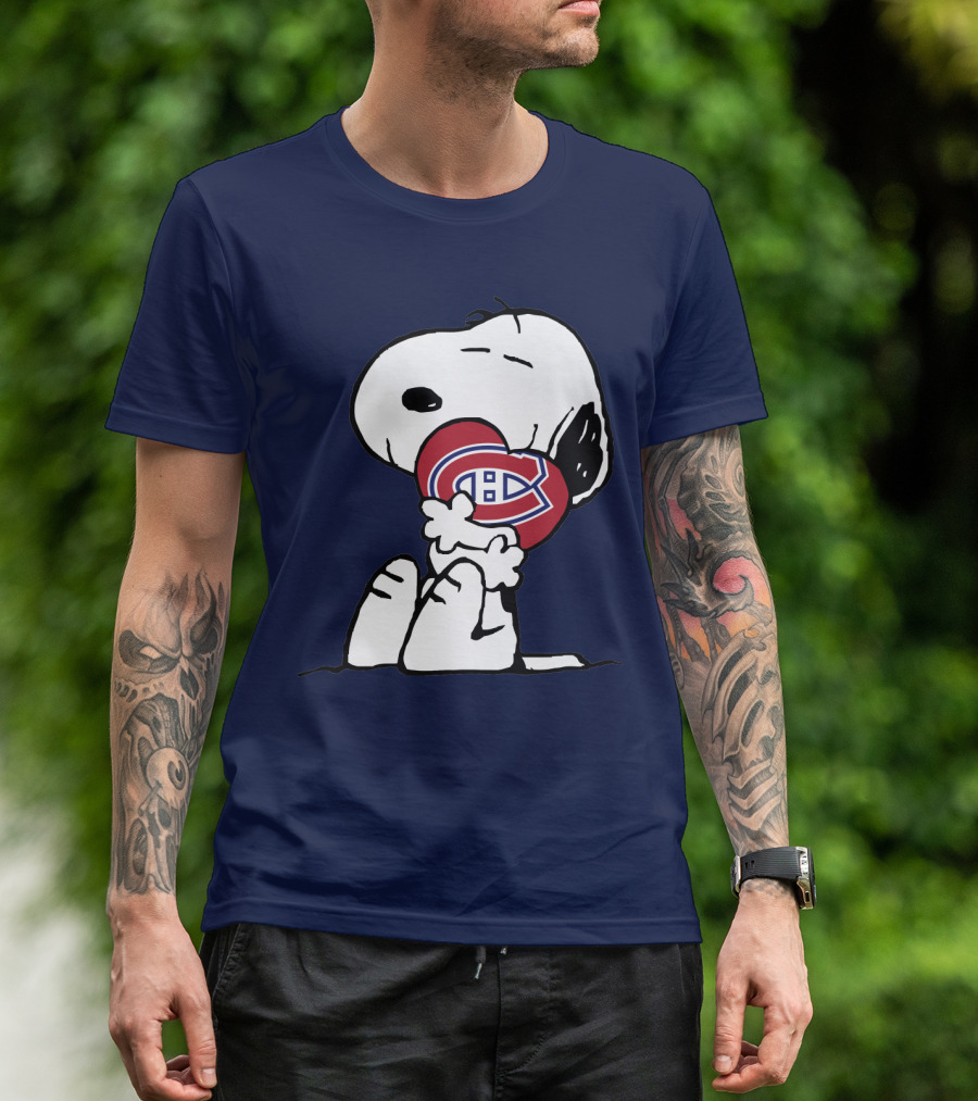 Montreal Canadiens Snoopy Hugging Heart T-Shirt
