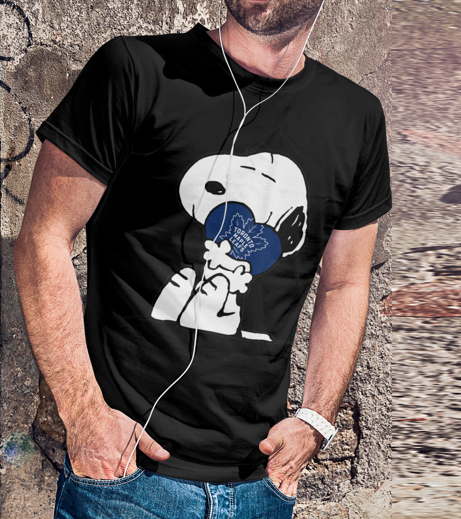 Snoopy Holding Toronto Maple Leafs Heart-Shaped T-Shirt