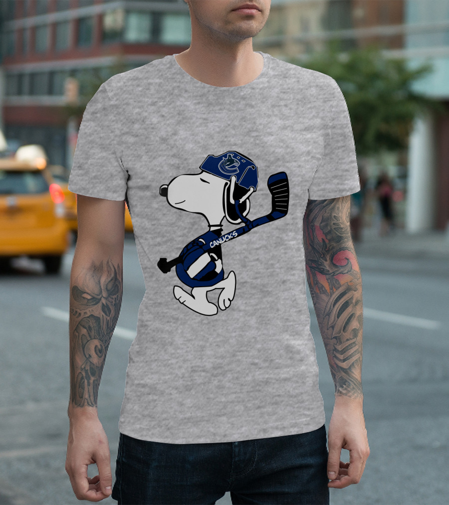 Vancouver Canucks Snoopy Hockey Player T-Shirt