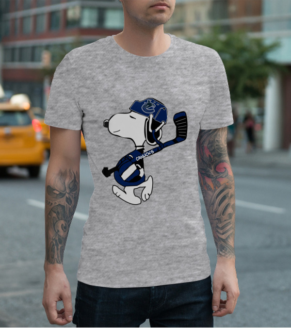Vancouver Canucks Snoopy Hockey Player T-Shirt