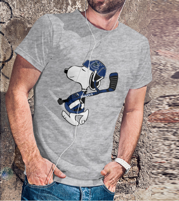 Vancouver Canucks Snoopy Hockey Player T-Shirt