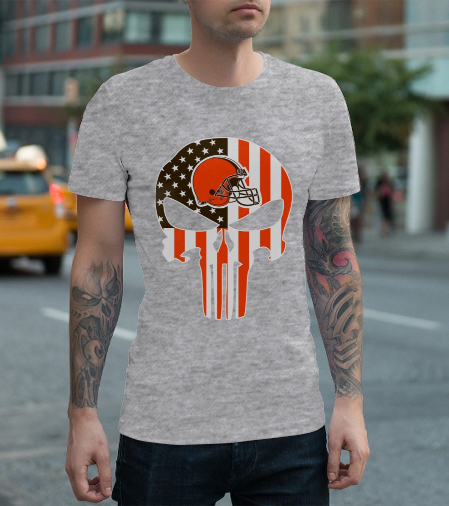Browns American Flag Skull Helmet T-Shirt