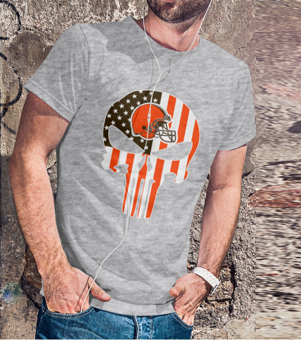 Browns American Flag Skull Helmet T-Shirt
