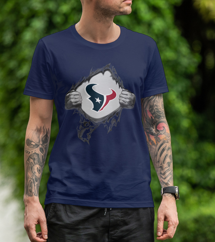 Texans Strong Bull Logo Rip Patriots T-Shirt