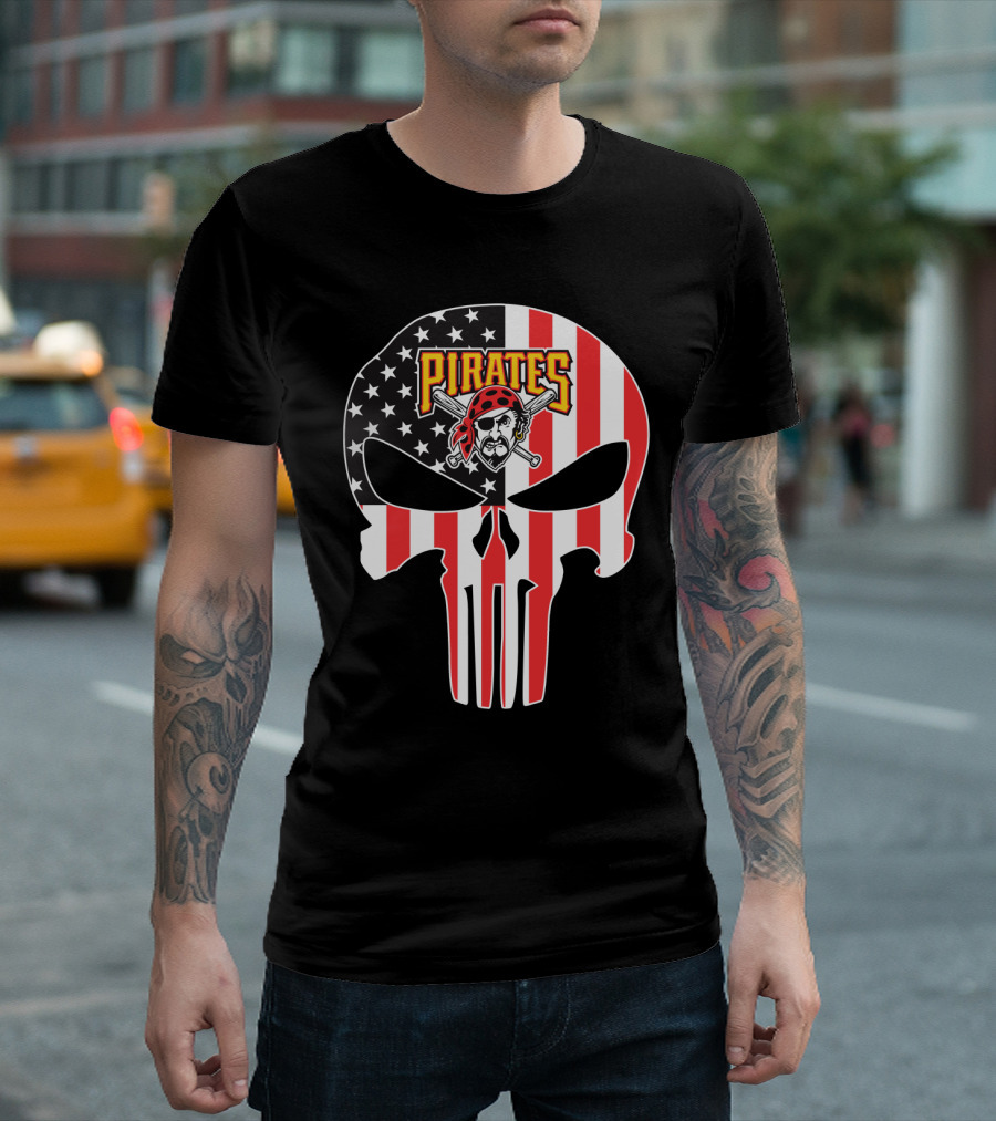 Pirates Skull American Flag T-Shirt