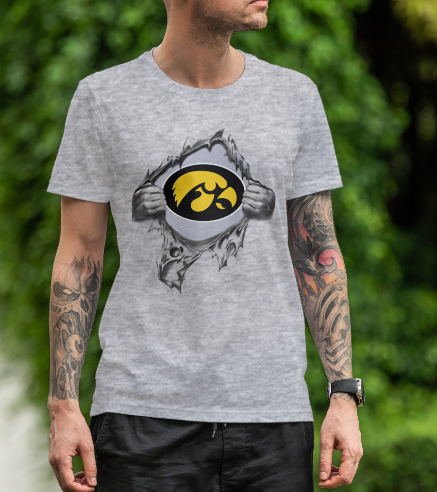 Iowa Hawkeyes Logo Torn Skin Teaser T-Shirt