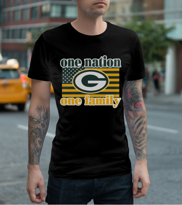 One Nation One Family Green Bay Packers T-Shirt
