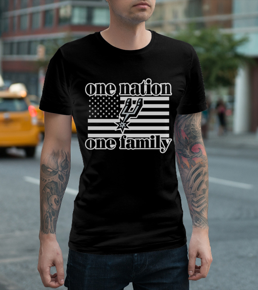 San Antonio Spurs One Nation One Family American Flag T-Shirt