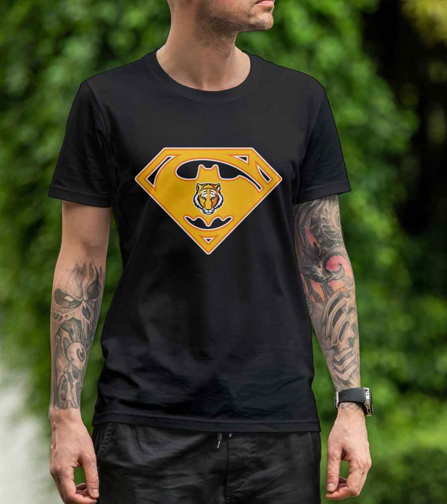 Depauw Tigers 80 Superman Batman T-Shirt