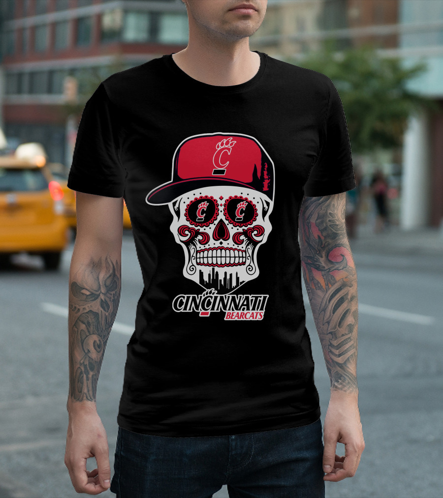 Cincinnati Bearcats Skull With Red Cap And Cityscape Elements T-Shirt