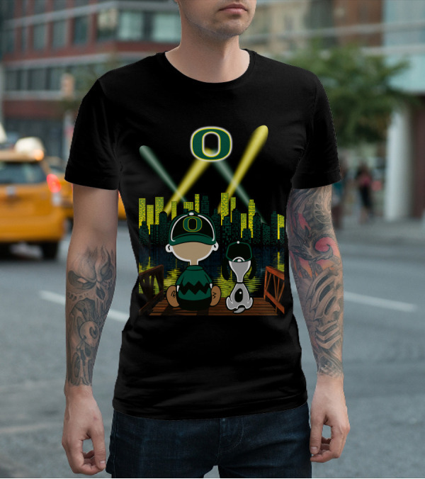 Oregon Ducks City Skyline Night Scene With O Logo And Lights T-Shirt