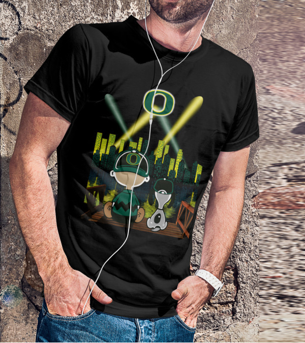 Oregon Ducks City Skyline Night Scene With O Logo And Lights T-Shirt