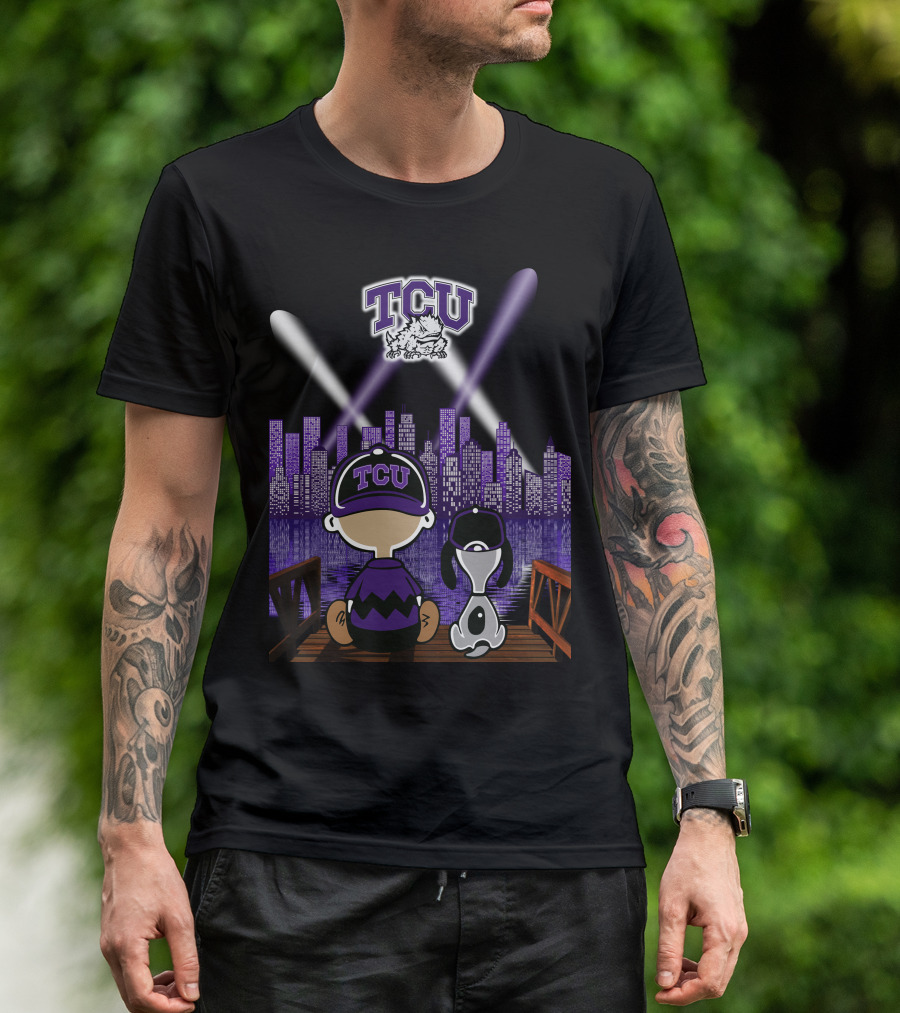 Tcu Horned Frogs City Skyline Night Scene With Mascot And Dog T-Shirt