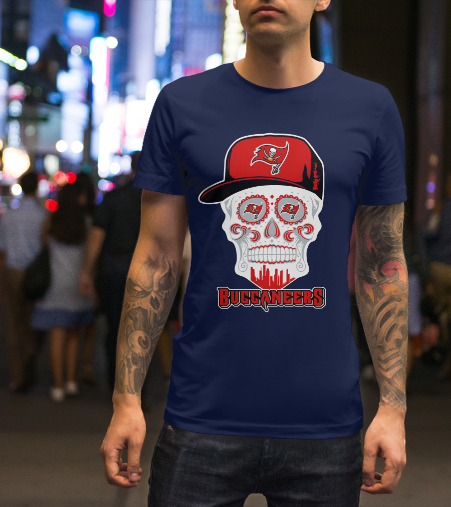 Buccaneers Skull With Hat T-Shirt