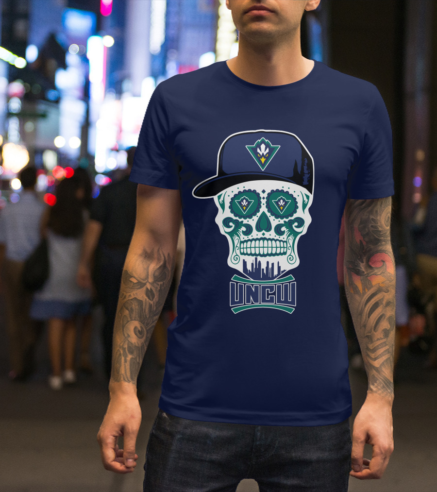 Uncw Seahawks Sugar Skull With Hat T-Shirt