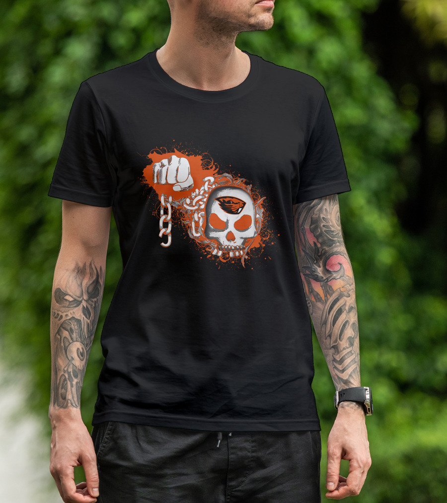 Oregon State Beavers Skull With Orange Logos Fist And Chains T-Shirt