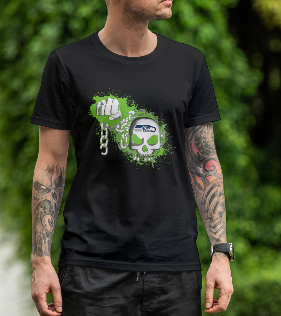 Seattle Seahawks Skull With Green Splatter And Chain Fist T-Shirt