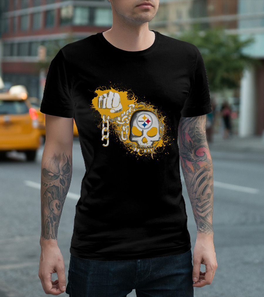 Pittsburgh Steelers Skull Fist Chain T-Shirt