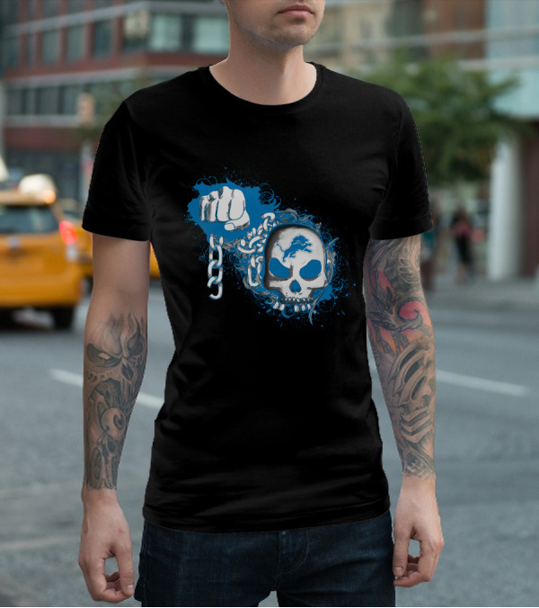 Detroit Lions Skull And Fist Chain T-Shirt