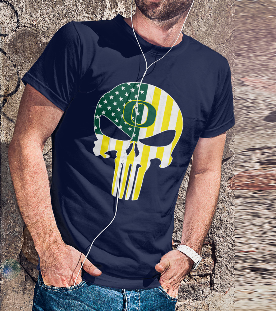 Oregon Ducks Punisher Skull American Flag T-Shirt