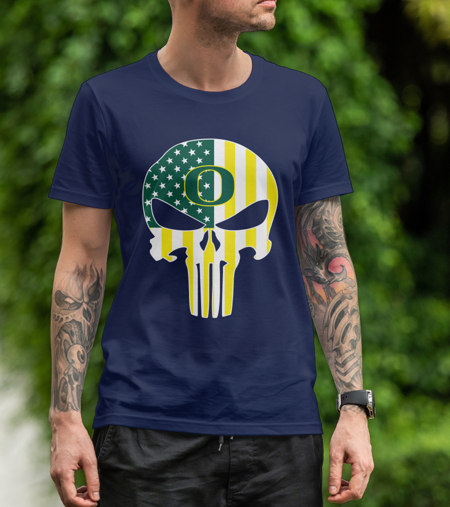 Oregon Ducks Punisher Skull American Flag T-Shirt