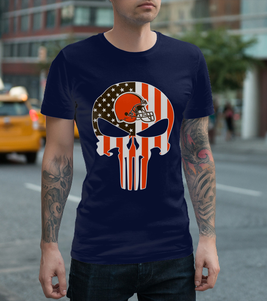 Cleveland Browns The Punisher American Flag Helmet Skull T-Shirt