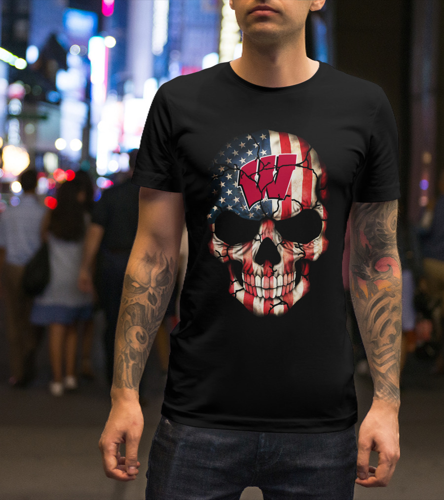 Wisconsin Badgers American Flag Skull W T-Shirt