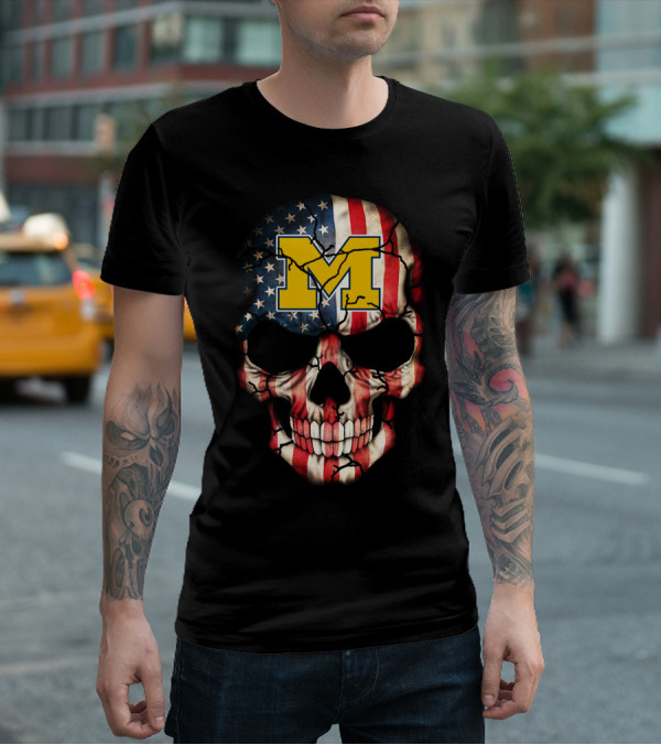 Michigan Wolverines American Flag Skull 67 T-Shirt