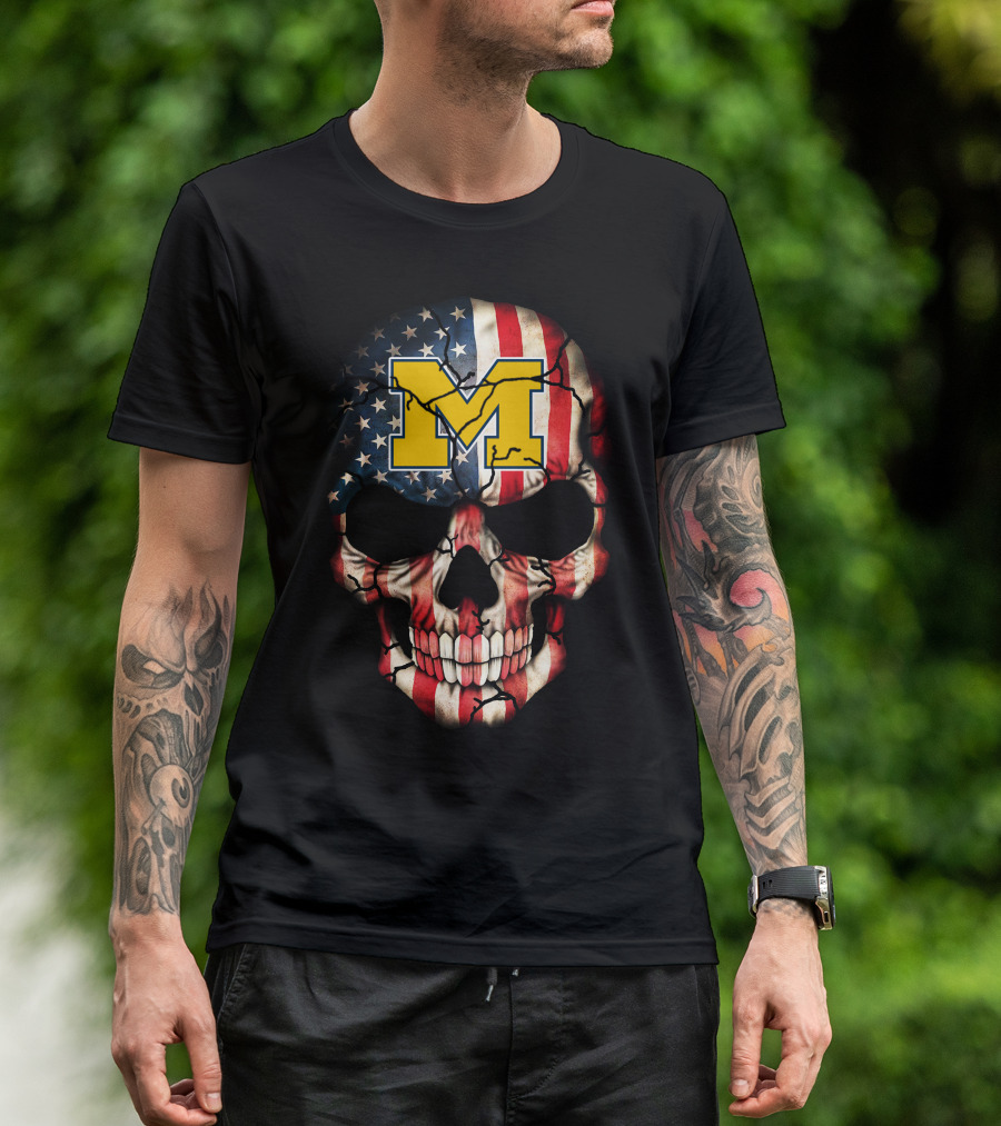 Michigan Wolverines American Flag Skull 67 T-Shirt