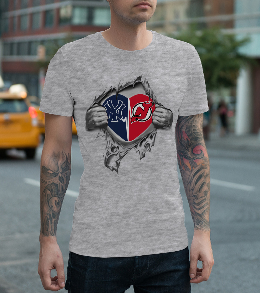 Yankees New Jersey Devils Heart Logo Mashup T-Shirt