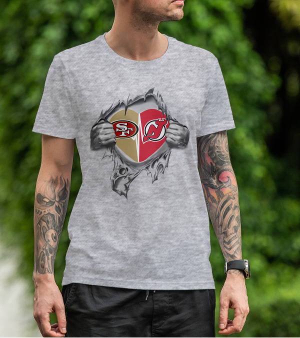 49ers New Jersey Devils Heart Symbol Split By Ripped Metal T-Shirt