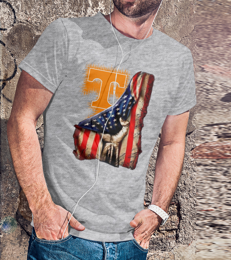 Tennessee Volunteers T Logo American Flag Fist T-Shirt