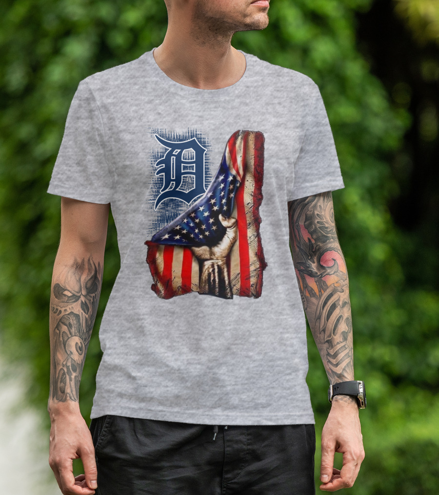 Detroit Tigers American Flag Patriotic Design 230 T-Shirt