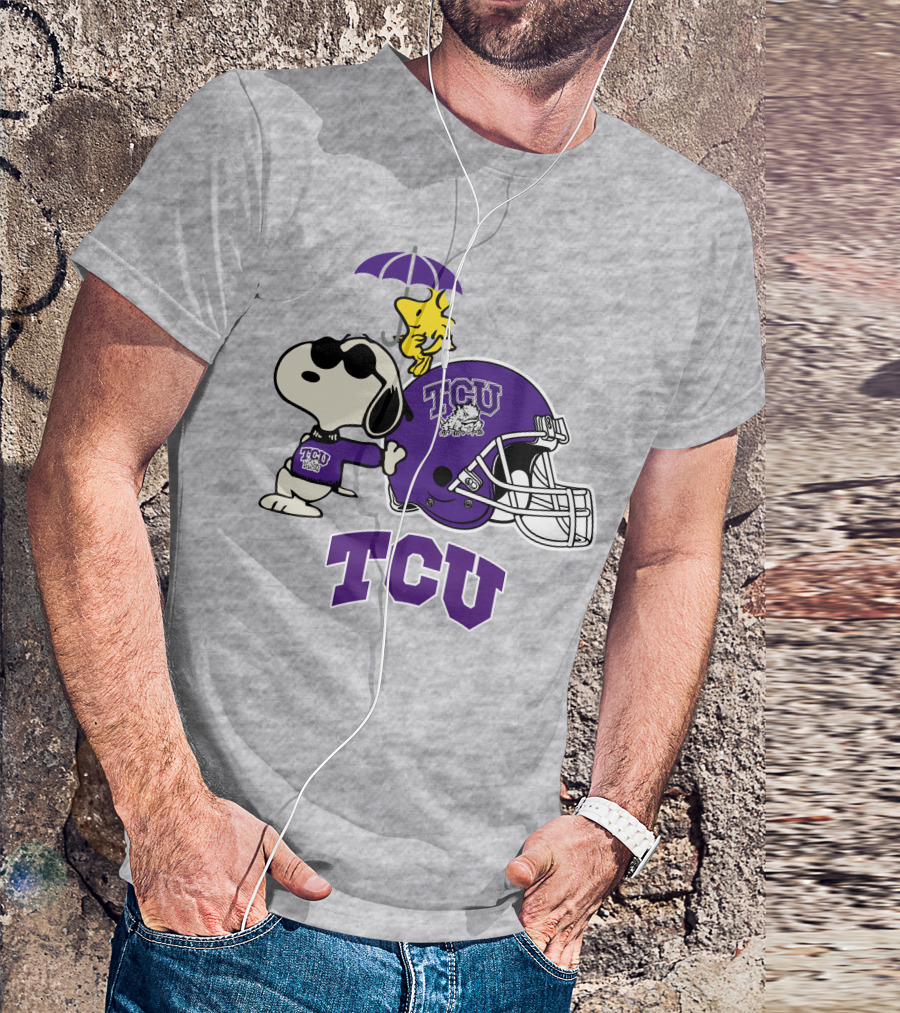 TCU Horned Frogs Snoopy Woodstock Helmet Football T-Shirt
