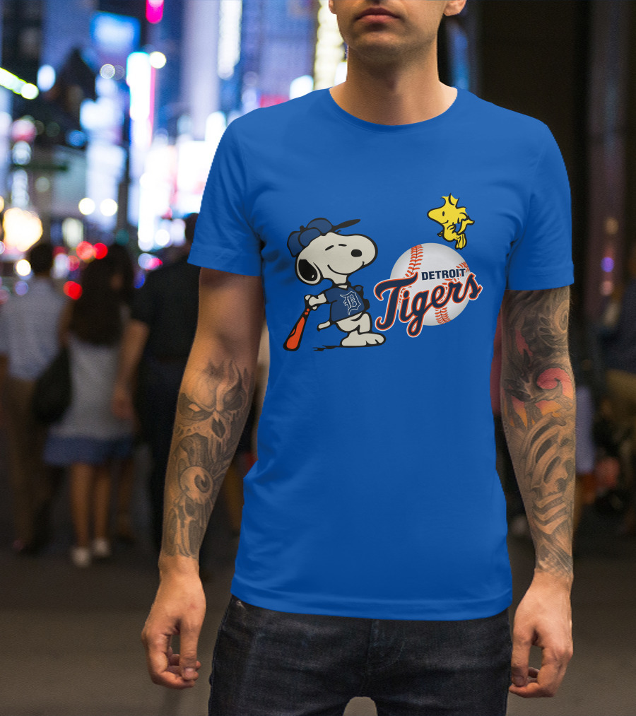 Detroit Tigers Snoopy Woodstock Baseball T-Shirt