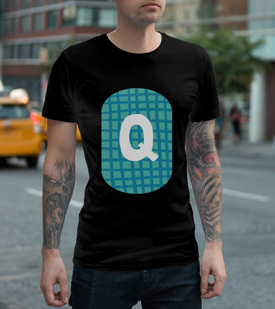 Q Blue Patterned Square Alphabet T-Shirt