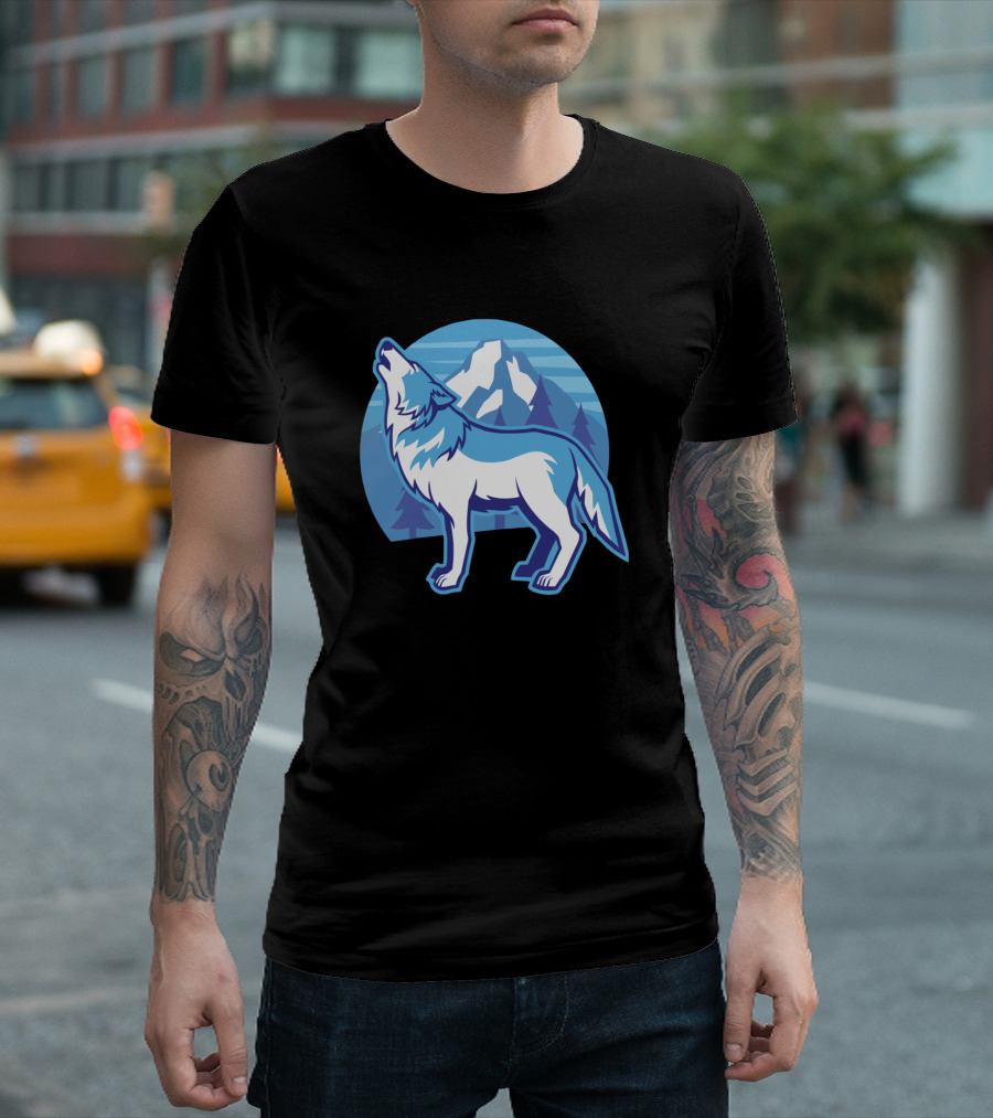 Wolf Lovers Wildlife Mountain Howling Wolf T-Shirt