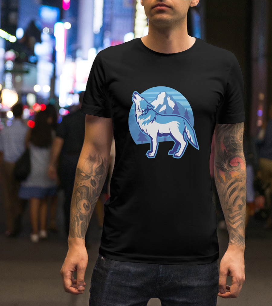 Wolf Lovers Wildlife Mountain Howling Wolf T-Shirt