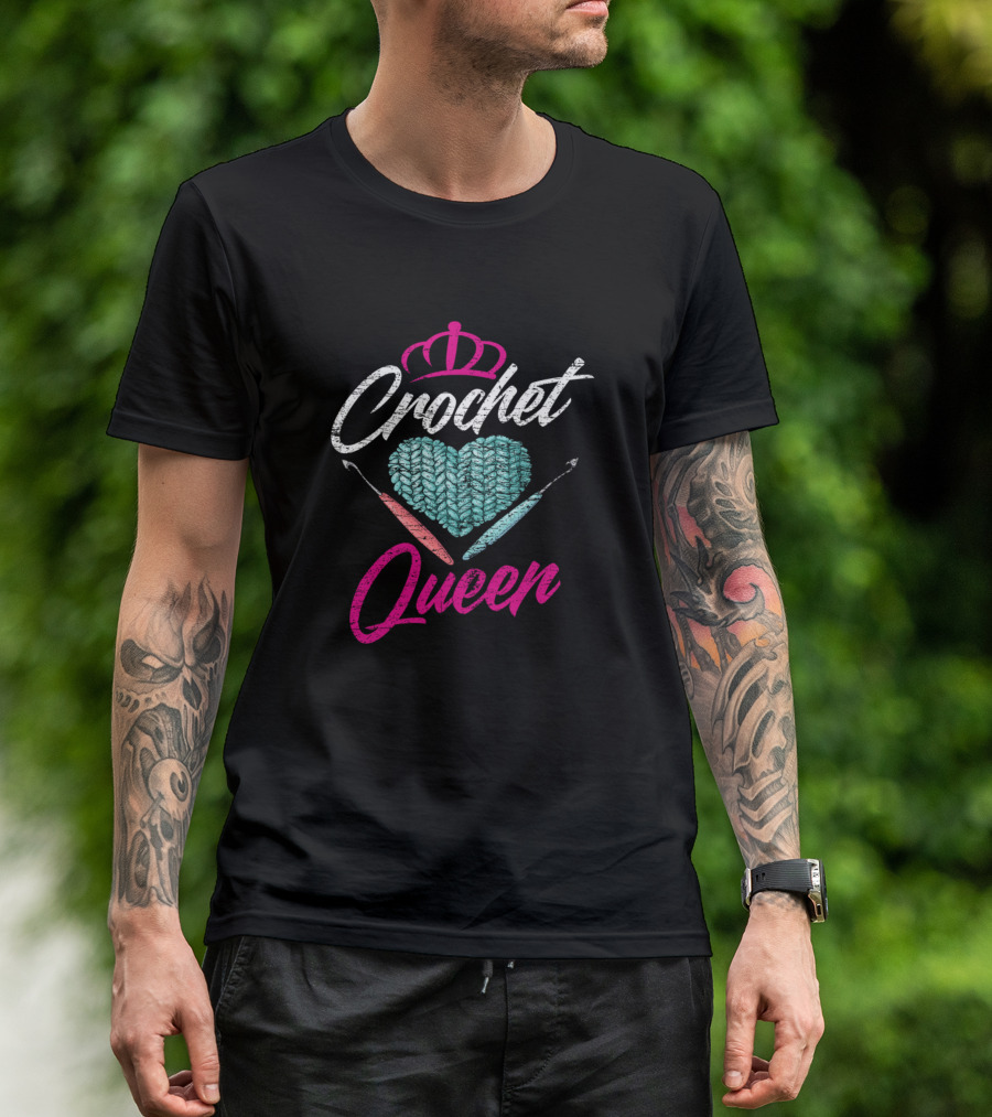 Crochet Queen Heart With Yarn And Hooks Crown T-Shirt