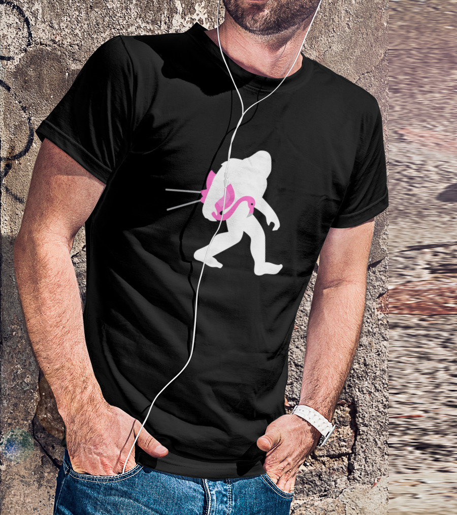 Bigfoot Sasquatch Carrying Lawn Flamingo Funny T-Shirt