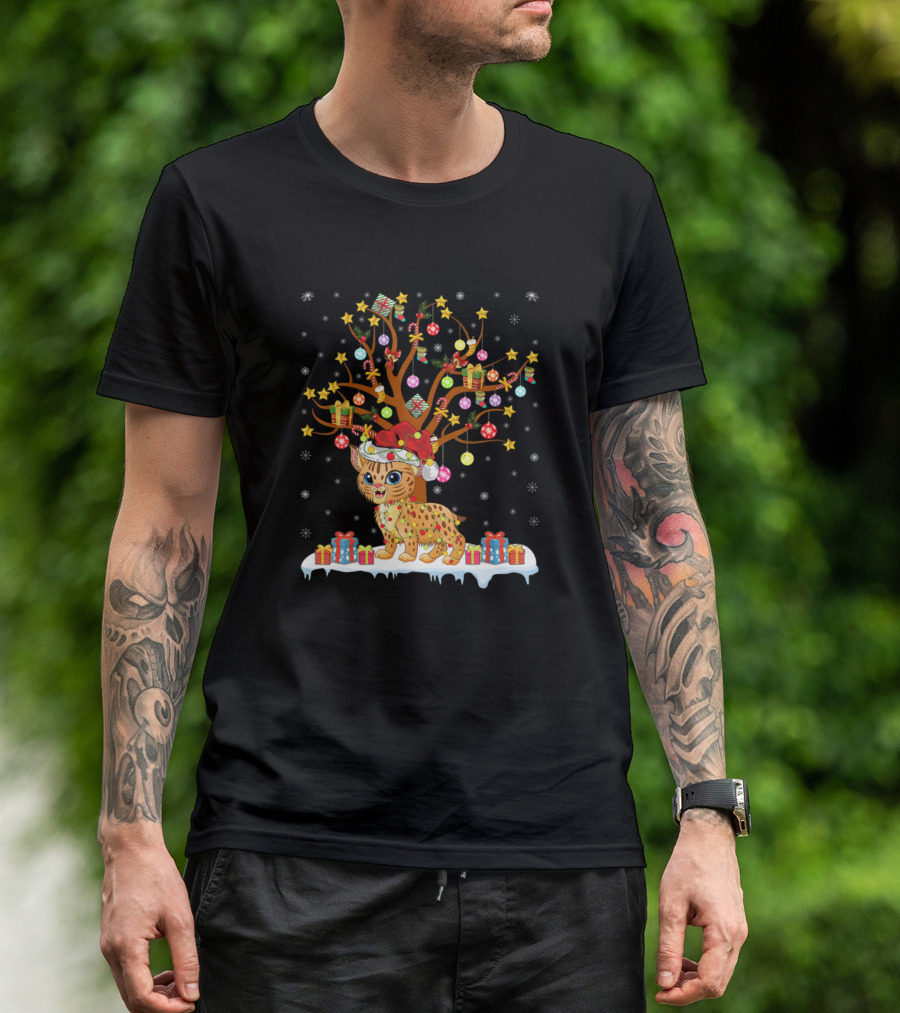 Bobcat In Santa Hat Decorating Colorful Christmas Tree With Gifts T-Shirt