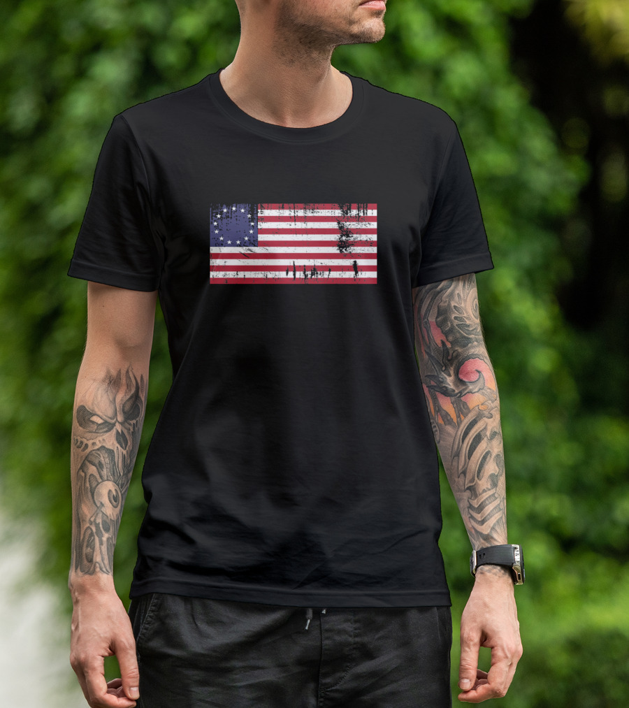 Betsy Ross Flag Vintage USA 1776 Distressed T-Shirt