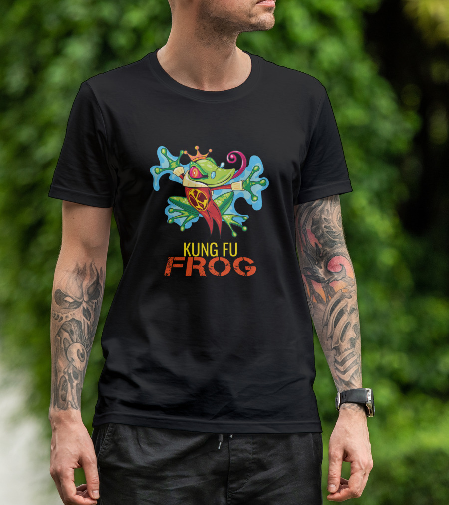Kung Fu Frog Jumping With Crown And Red Belt T-Shirt